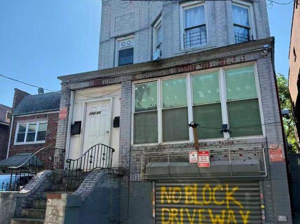 104-60 Roosevelt Avenue, Corona NY 11368