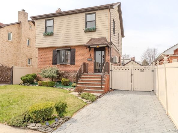 69-14 179th Street, Fresh Meadows NY 11365