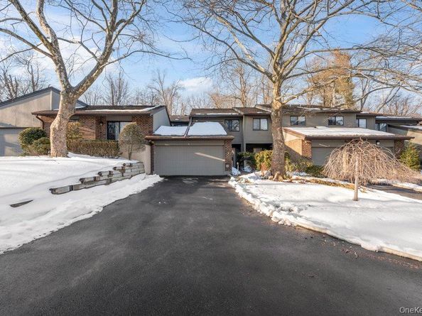 8 Wimbledon Court, Jericho NY 11753