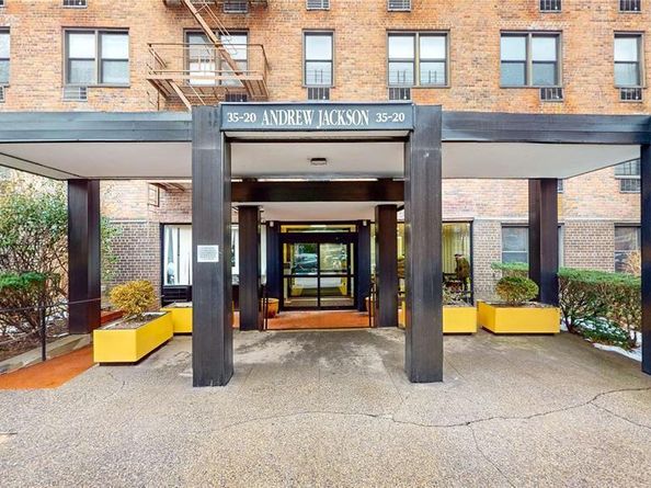 35-20 Leverich Street 212, Jackson Heights NY 11372