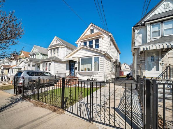 9317 214th Street, Queens Village NY 11428