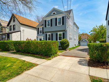 28 Spruce Street