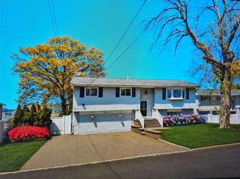 367 Erlanger Boulevard
