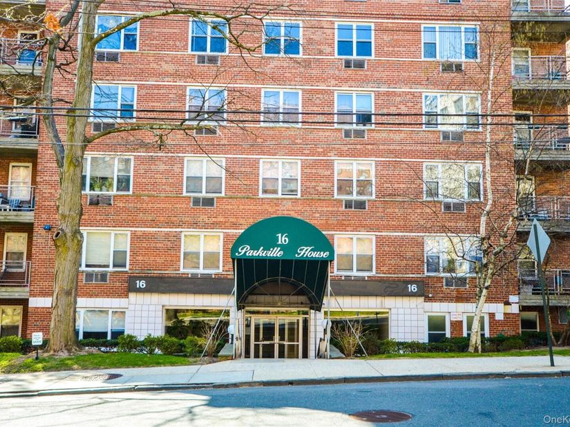 16 Lake Street 6A, White Plains NY 10603