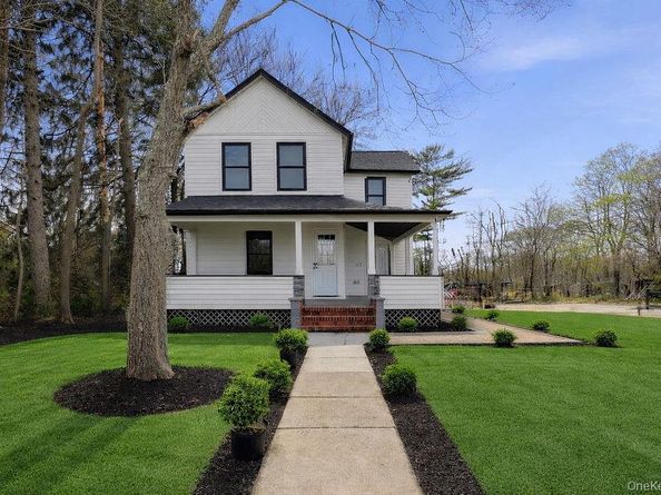 80 Swezey Street, Patchogue NY 11772