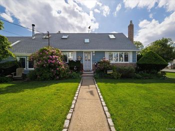 34 Seabreeze Road