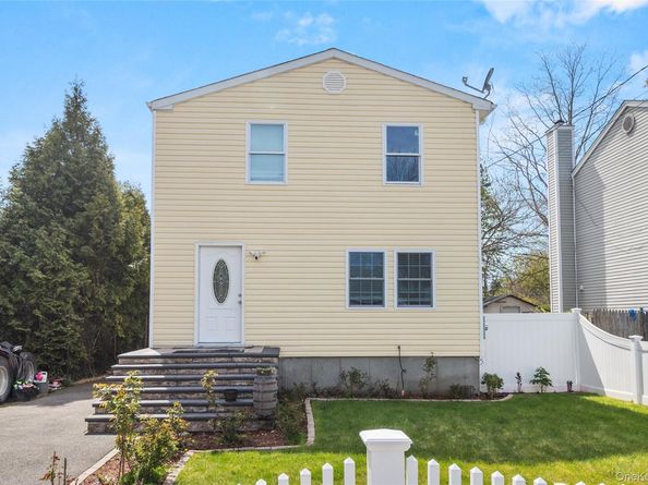 30 S 28th Street, Wyandanch NY 11798