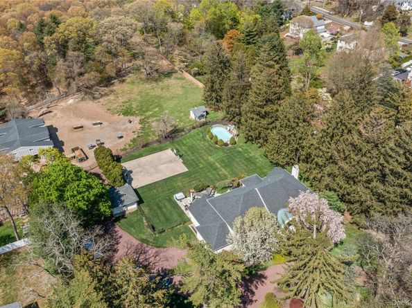 379 Smith Road, Ronkonkoma NY 11779