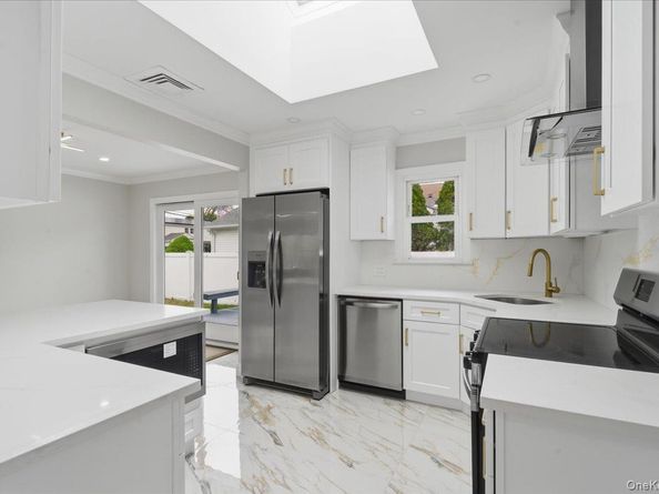 1871 Relyea Drive, Merrick NY 11566