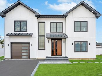 319 Blacksmith Road W