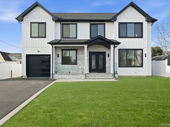 319 Blacksmith Road W