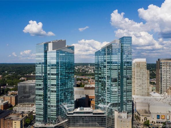 5 Renaissance Square 10G, White Plains NY 10601