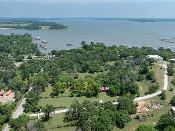 7750  Hanger Cutoff Road , Fort Worth Texas 76135