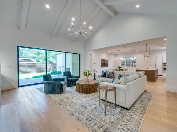 3739  Park Lane , Dallas Texas 75220