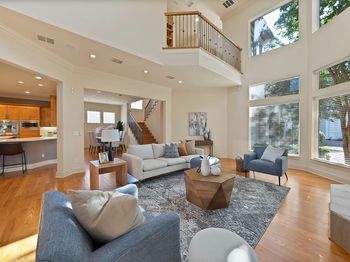 4010  Rawlins Street 