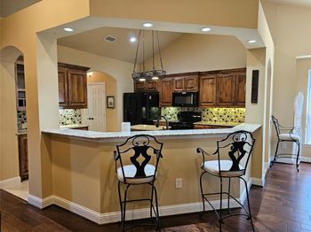 2612  Country View Lane 