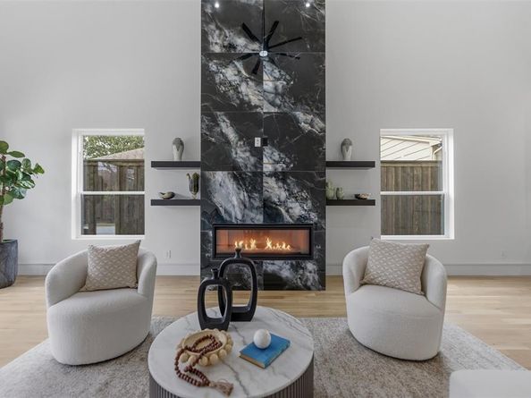7503  Robin Road , Dallas Texas 75209