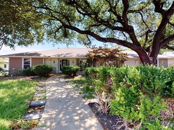 7116  Town Bluff Drive 