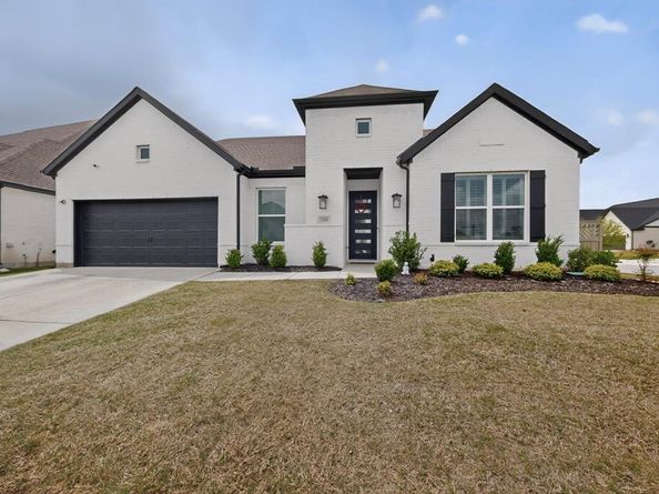 200 W Shetland Lane , Northlake Texas 76247