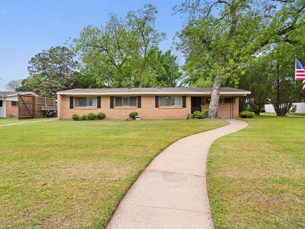 717  Van Horn Drive , Irving Texas 75060