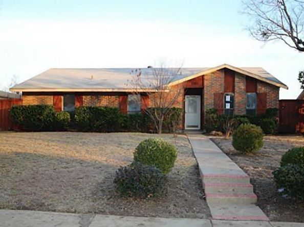2921  Collins Boulevard , Garland Texas 75044