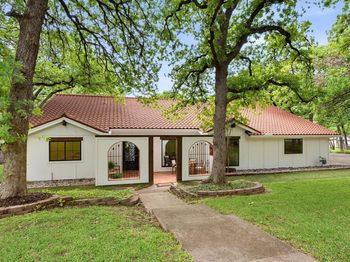 621  Overland Trail 