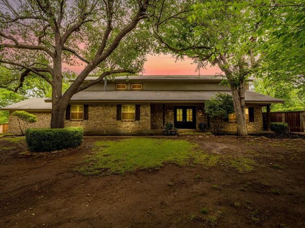 104  Wildwood Court , Azle Texas 76020