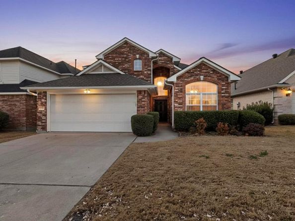 714  Ashbrook Court , Euless Texas 76039