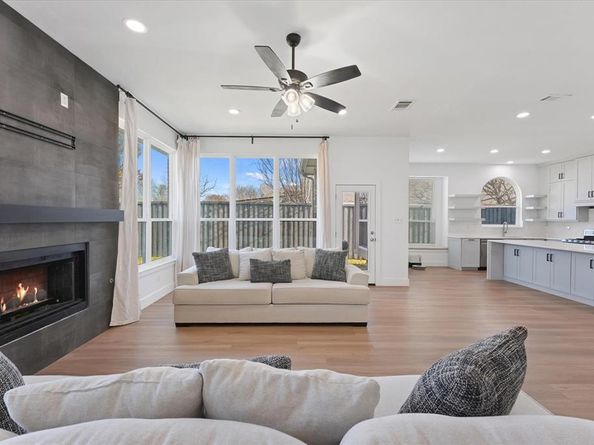 8405  Greenspoint Drive , Rowlett Texas 75088