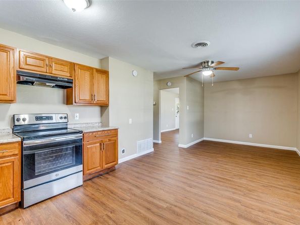 10000  Olmos Drive , Dallas Texas 75218