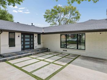 13726  Peyton Drive 