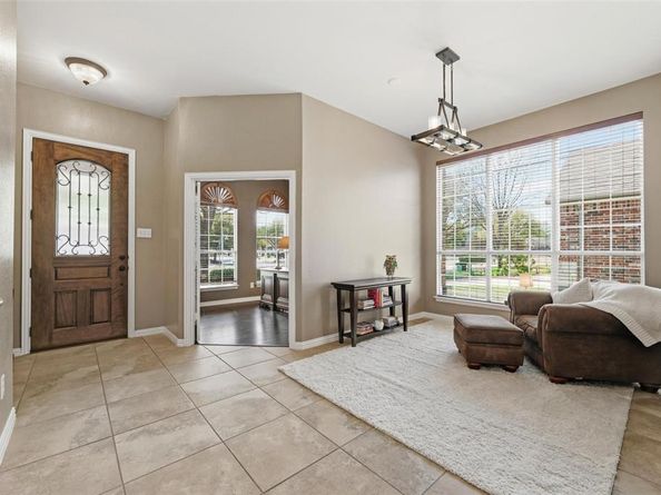 1211  Golf Club Drive , Lantana Texas 76226