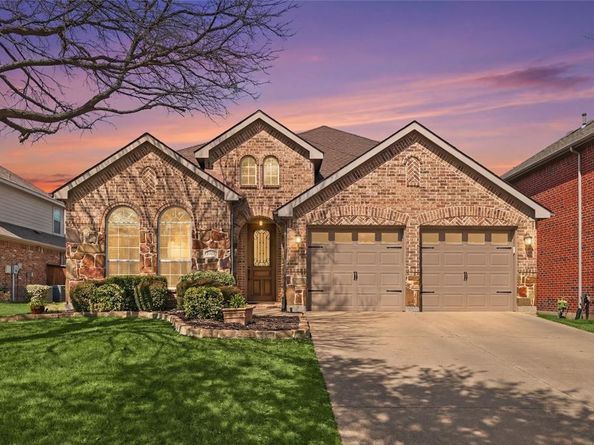 1211  Golf Club Drive , Lantana Texas 76226