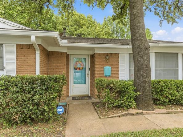 1508  Dory Lane , Irving Texas 75061
