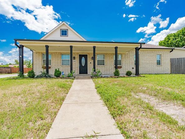 8306  Chesham Drive , Rowlett Texas 75088