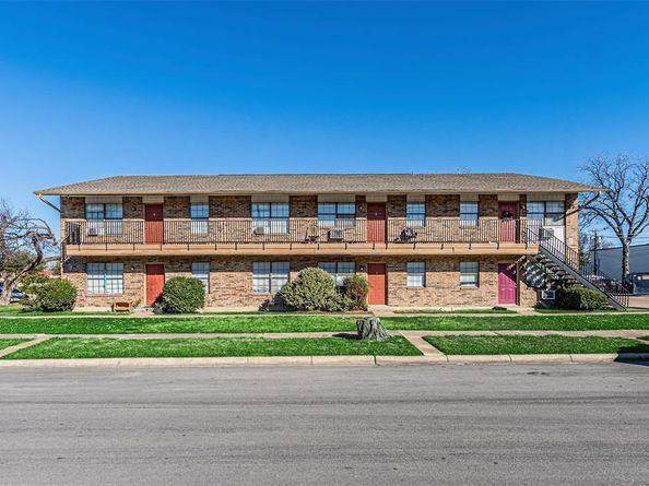 104 S 11th Street , Garland Texas 75040