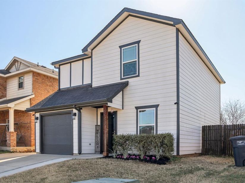 6165  River Pointe Drive , Fort Worth Texas 76114