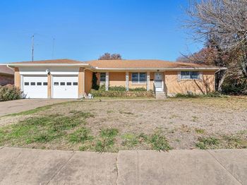 927  Poinsettia Drive 