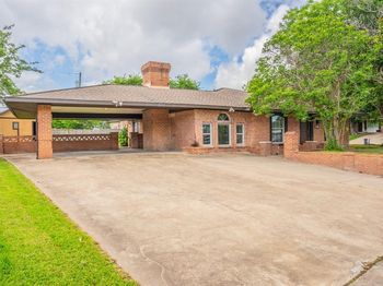 2652  Bluebird Lane 