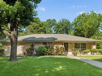 1047  Westlake Drive 