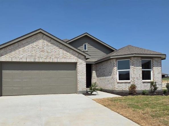 373  DEAF SMITH Street , Fort Worth Texas 76247