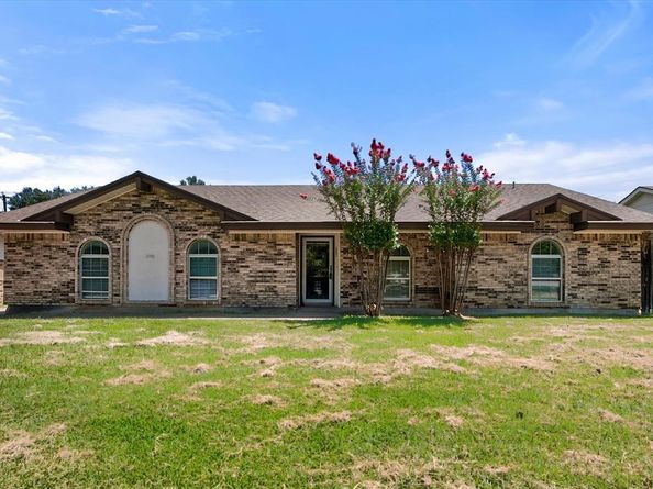 2001  San Jacinto Drive , Arlington Texas 76012