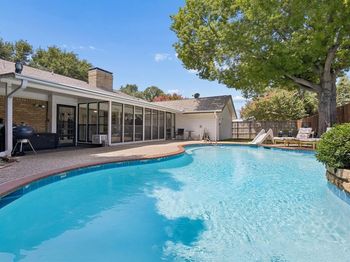 2813  Raintree Drive 