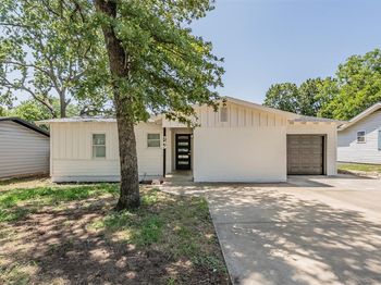 749 W Redbud Drive 