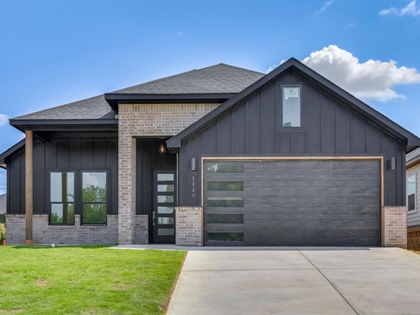 5225  Humbert Avenue , Fort Worth Texas 76107