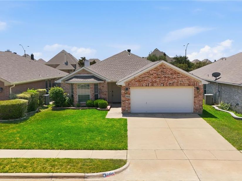 8404  Bowspirit Lane , Fort Worth Texas 76053