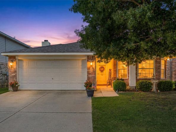 9437  Pastime Court , Fort Worth Texas 76244