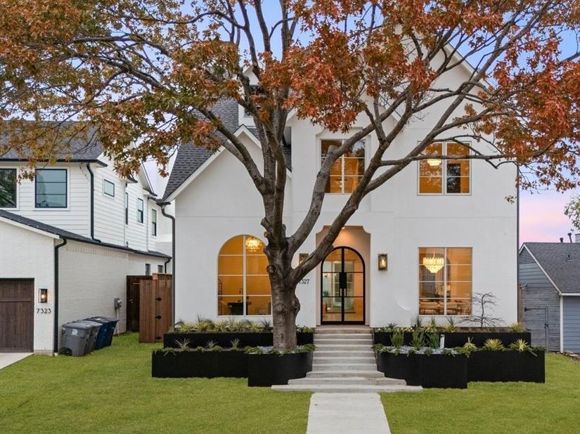 7327  Casa Loma Avenue , Dallas Texas 75214