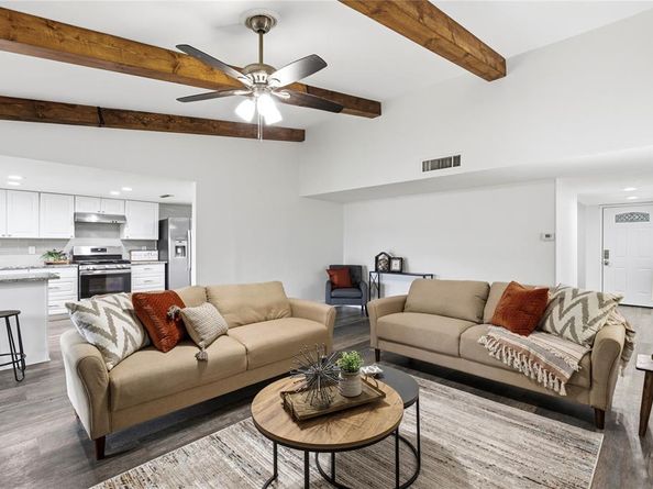 2814  Lindbergh Drive , Dallas Texas 75228