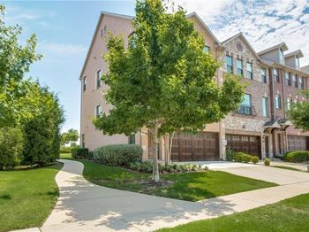 1531  Biltmore Lane 